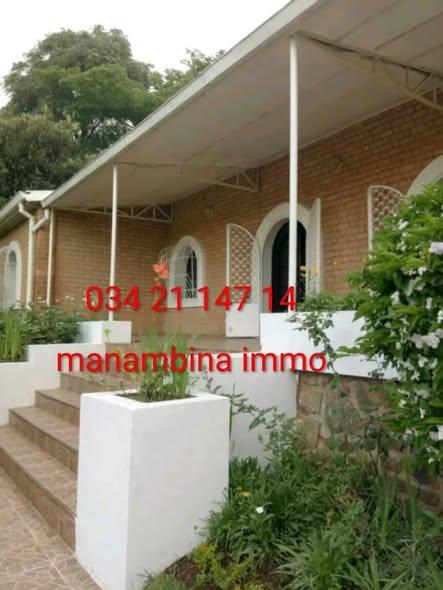 Maison 3 ch. à louer — Talatamaty - photo 2