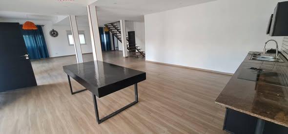 Bureau 3 ch. 120 m² à louer — Besarety - photo 3