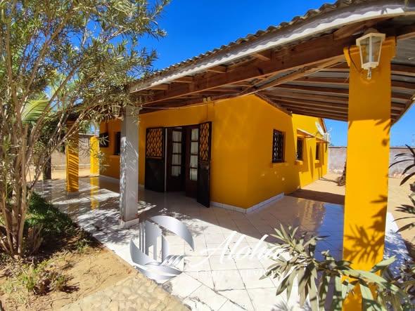 Maison 2 ch. 90 m² à vendre — Toliara - photo 2