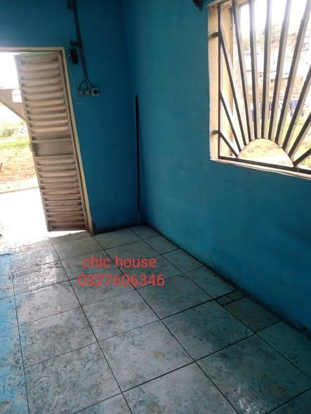 Maison 2 ch. à louer — Ambohipo - photo 1