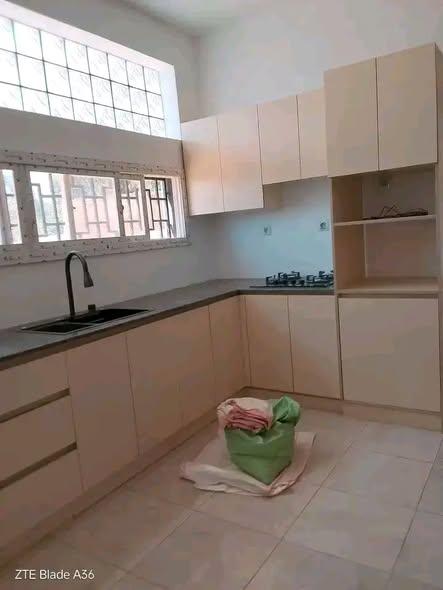 Appartement 3 ch. à louer — Ambohimangakely - photo 2