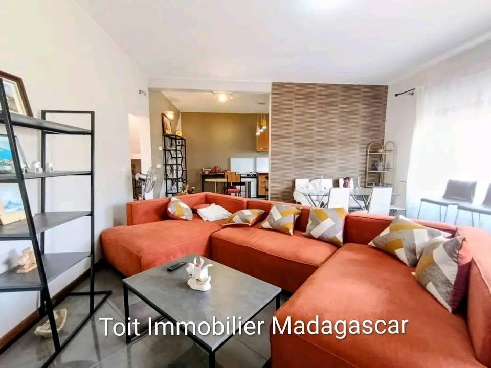 Villa meublée F5 4 chambres — Antanetibe, Talatamaty - photo 4