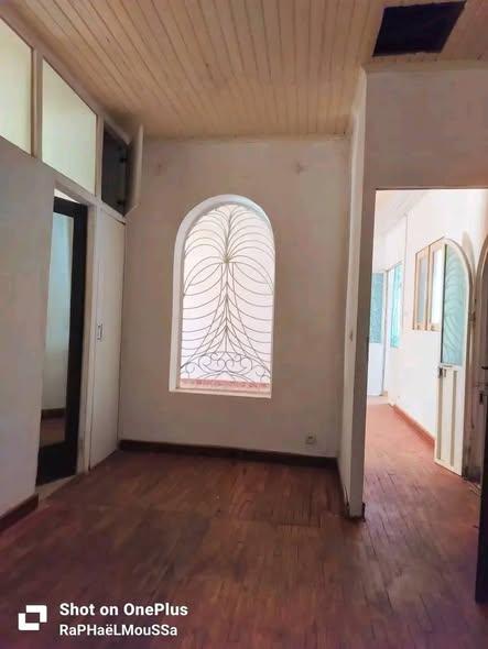 Appartement 2 ch. à louer — Ambohitso - photo 2