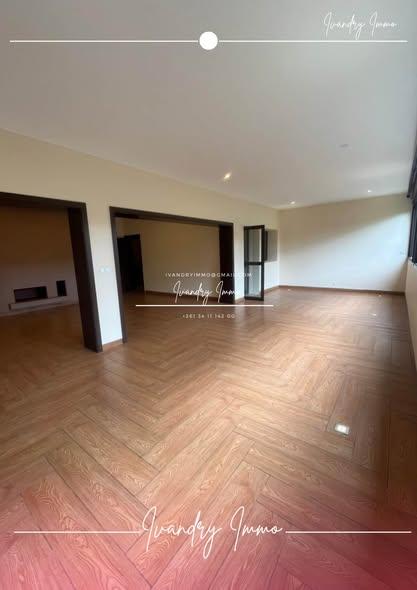 Appartement 3 ch. à louer — Androhibe - photo 2