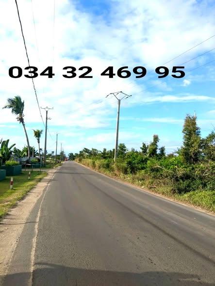 Entrepôt à vendre — Toamasina - photo 3