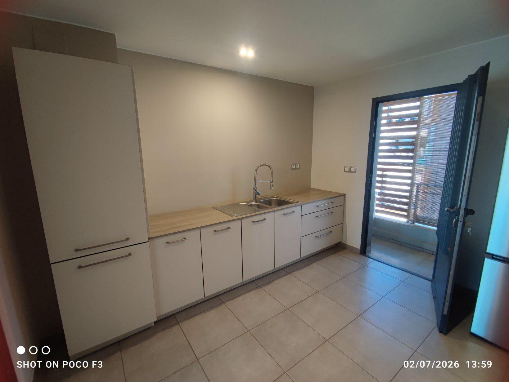Location · Appartement T3 avec piscine et jardin · Marais Masay, Antananarivo - photo 4