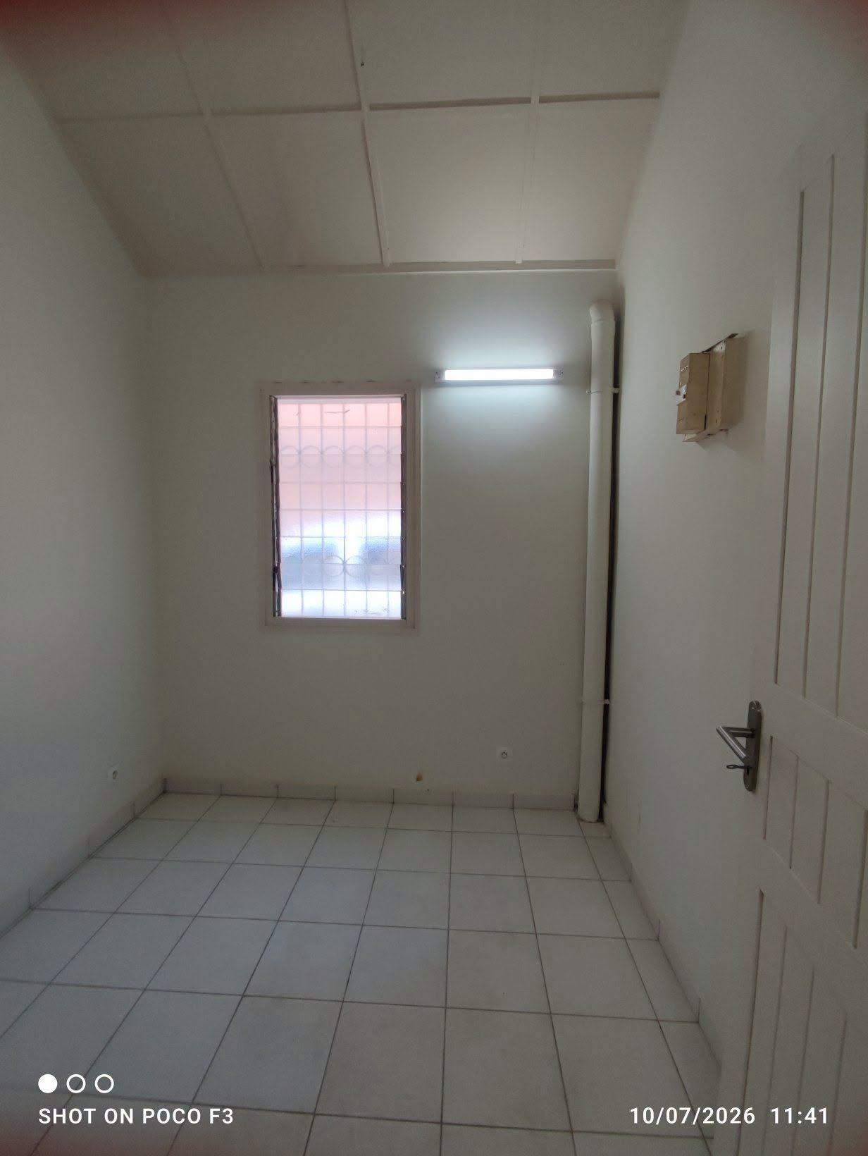 Location · Villa neuve climatisée · Ambatobe, Antananarivo - photo 6