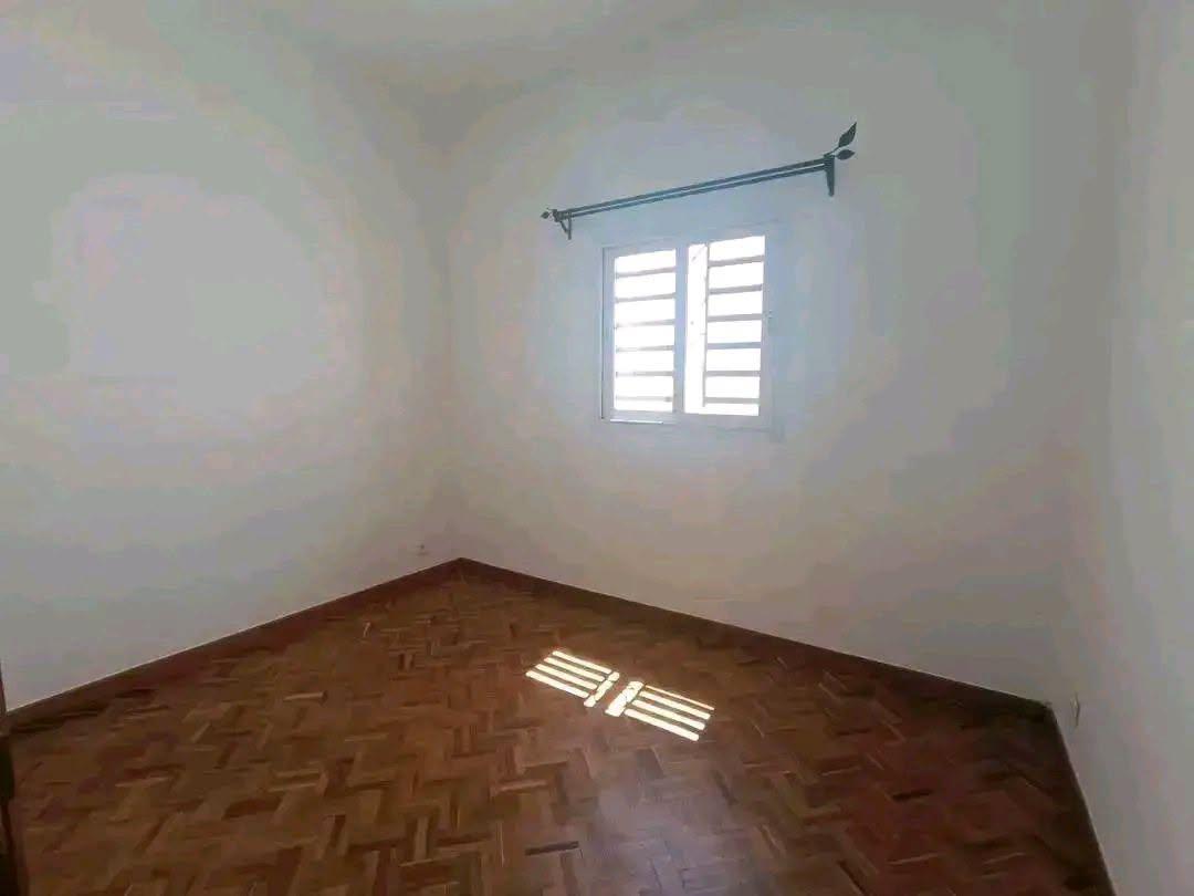Location · Appartement T4 (RDC) · Ambohitrarahaba, Antananarivo - photo 2