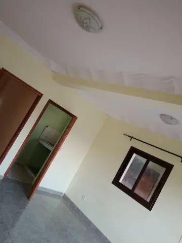 Maison partagée 1 ch. à louer… — 450 000 Ar | Fonenako