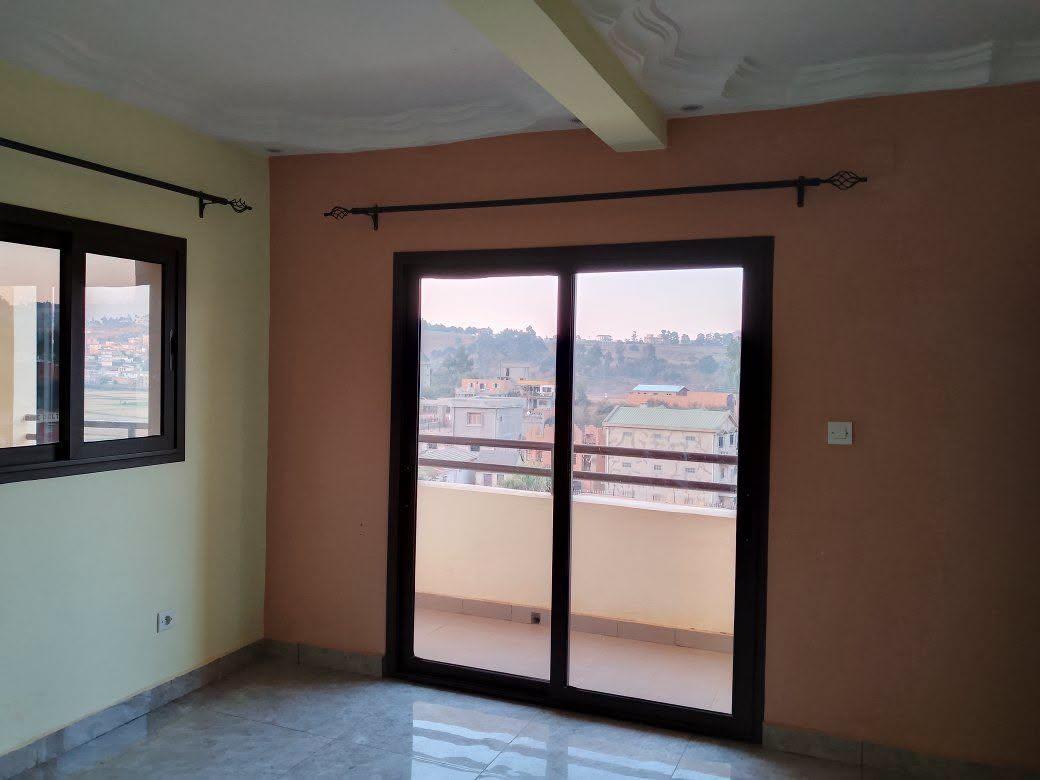 Location · Trano Ahofa (vue panoramique) · Ambohimangakely, Antananarivo - photo 5