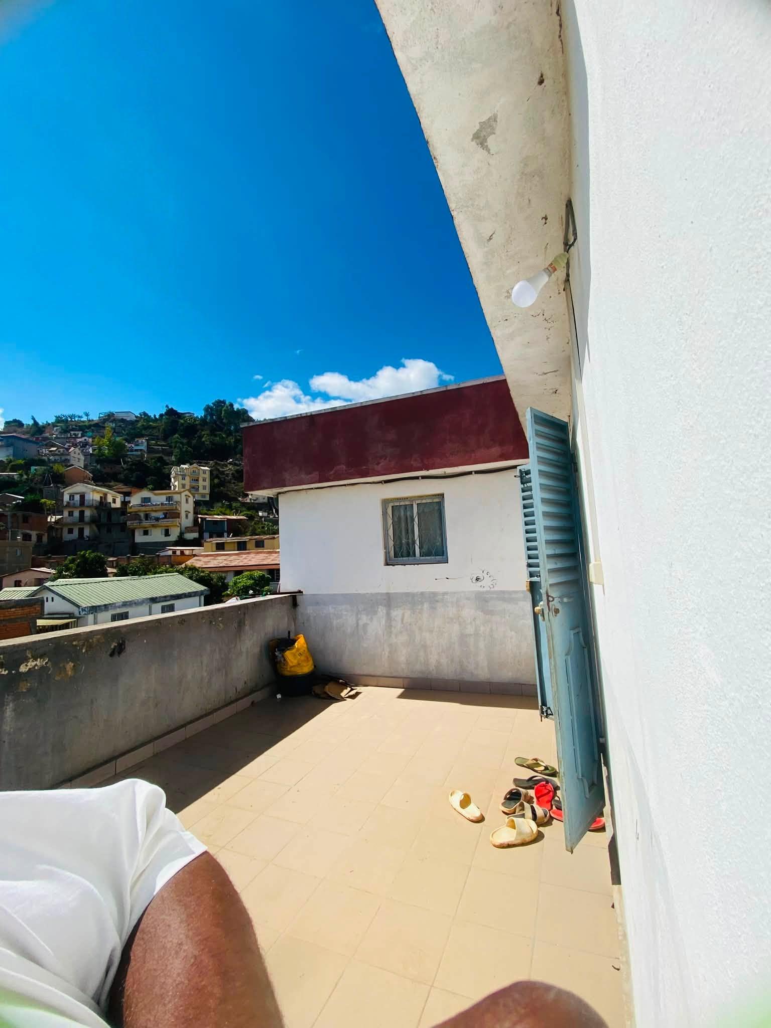 Location · Appartement 2 chambres · Ambolokandrina, Antananarivo - photo 5
