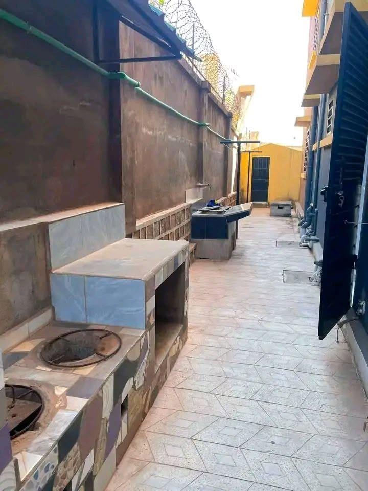 Location · Trano Ahofa de luxe (5 chambres) · Alasora, Antananarivo - photo 4