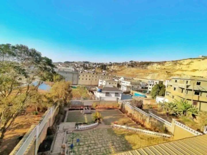 Location · Villa indépendante (5 chambres) · Ambomahitsy, Antananarivo - photo 6