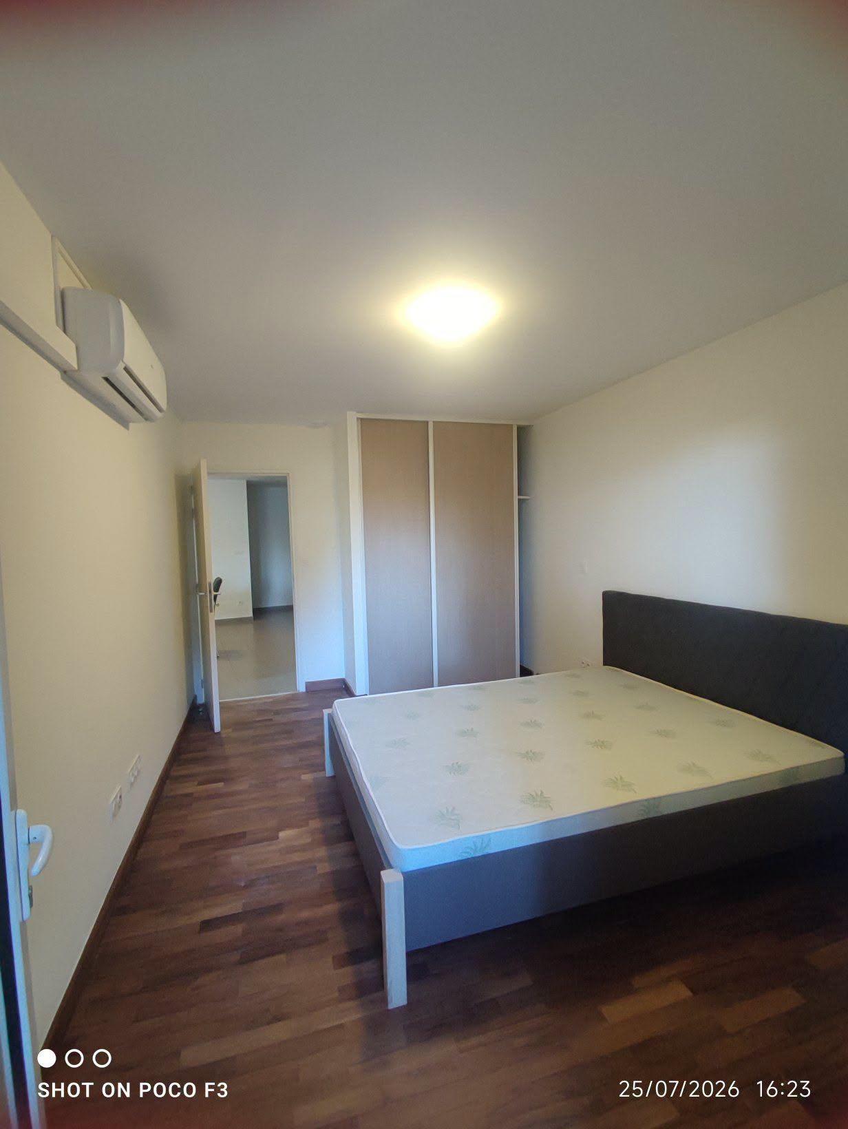 Location · Appartement T3 avec piscine · Ambatobe, Antananarivo - photo 4