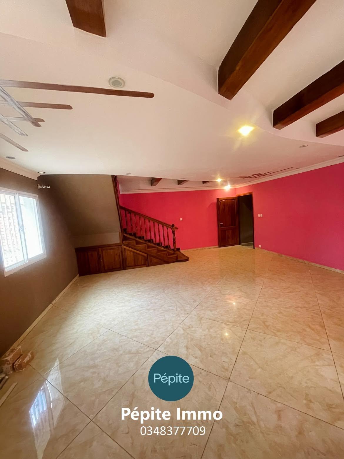 Location · Villa 4 chambres avec grande terrasse · Andoharanofotsy, Antananarivo - photo 2
