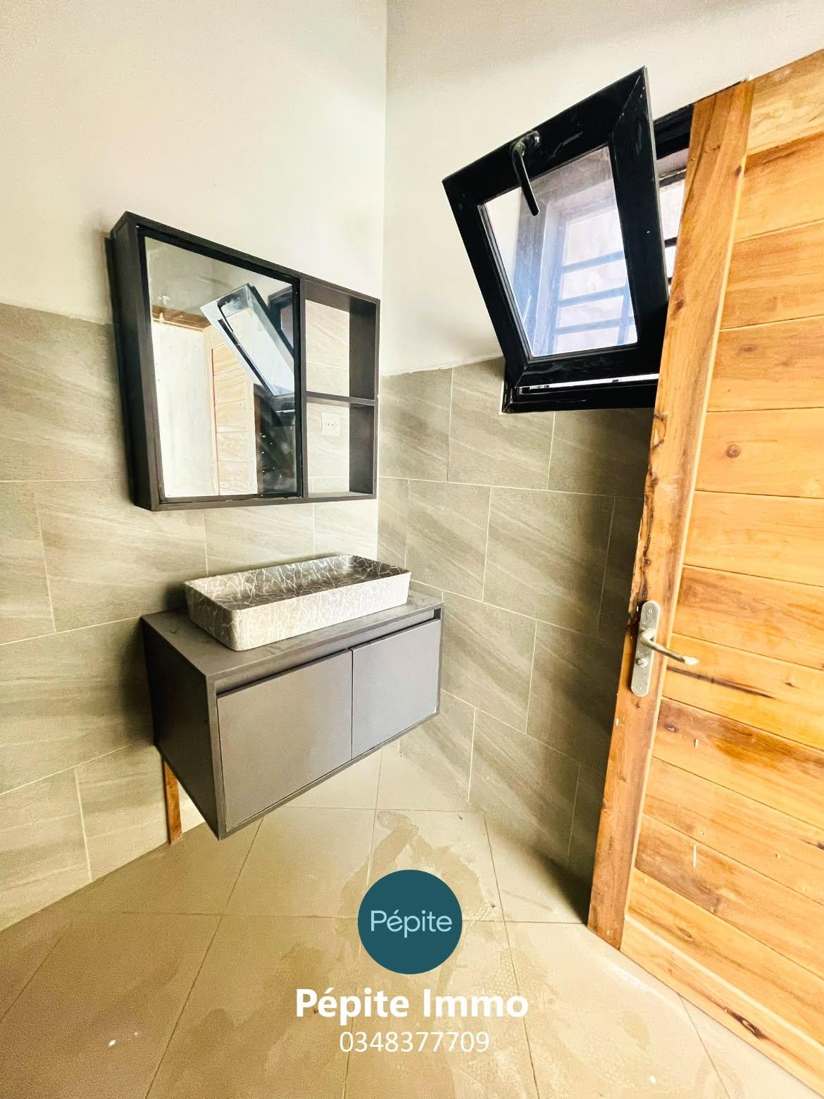 Location · Appartement neuf avec WiFi fibre · By Pass Ifarihy, Antananarivo - photo 5
