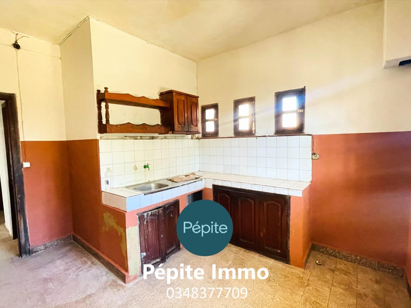 Location · Appartement RDC avec grande terrasse · Mahabo Andoharanofotsy, Antananarivo - photo 4