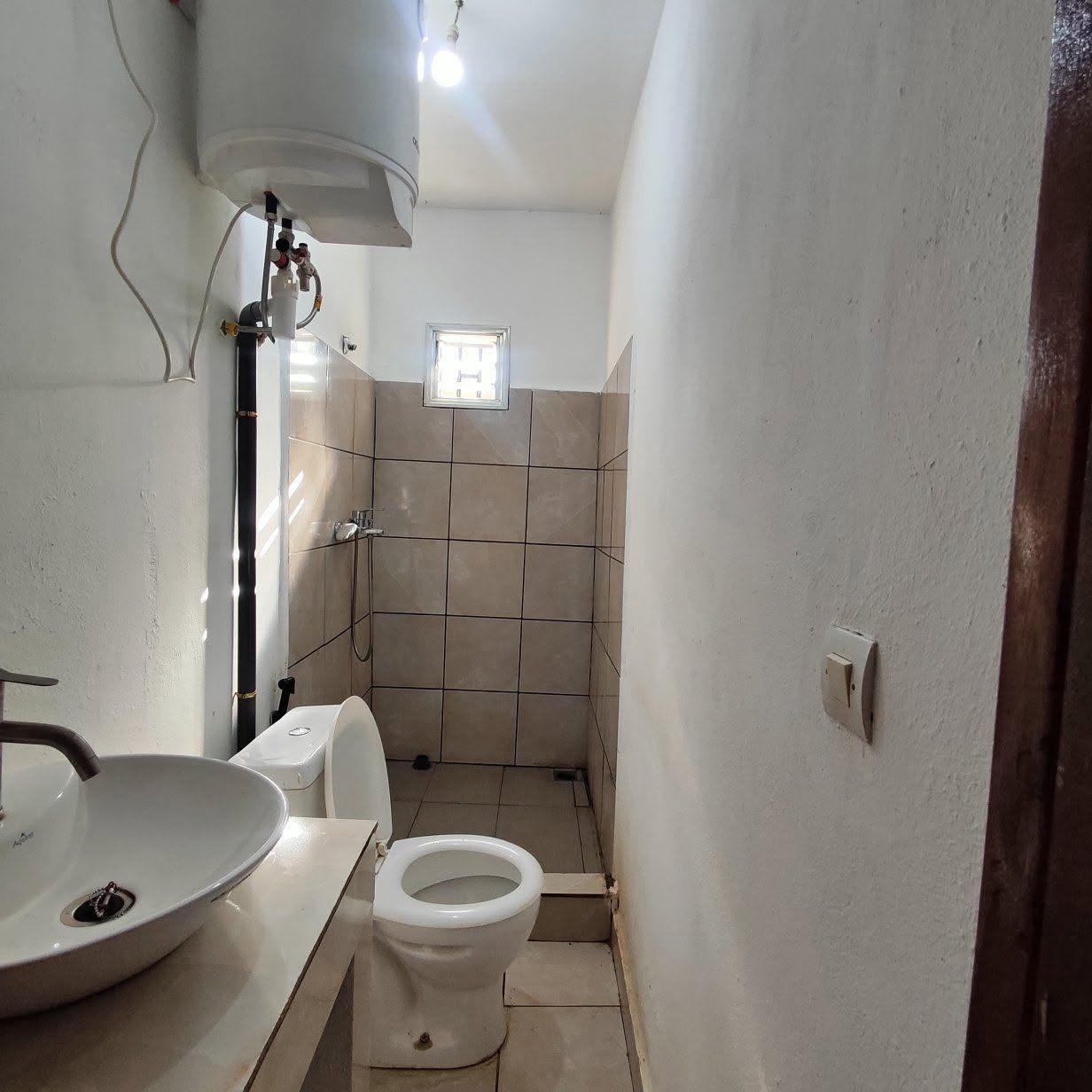 Location · Villa basse avec jardin · Amboanjobe (RN7), Antananarivo - photo 4