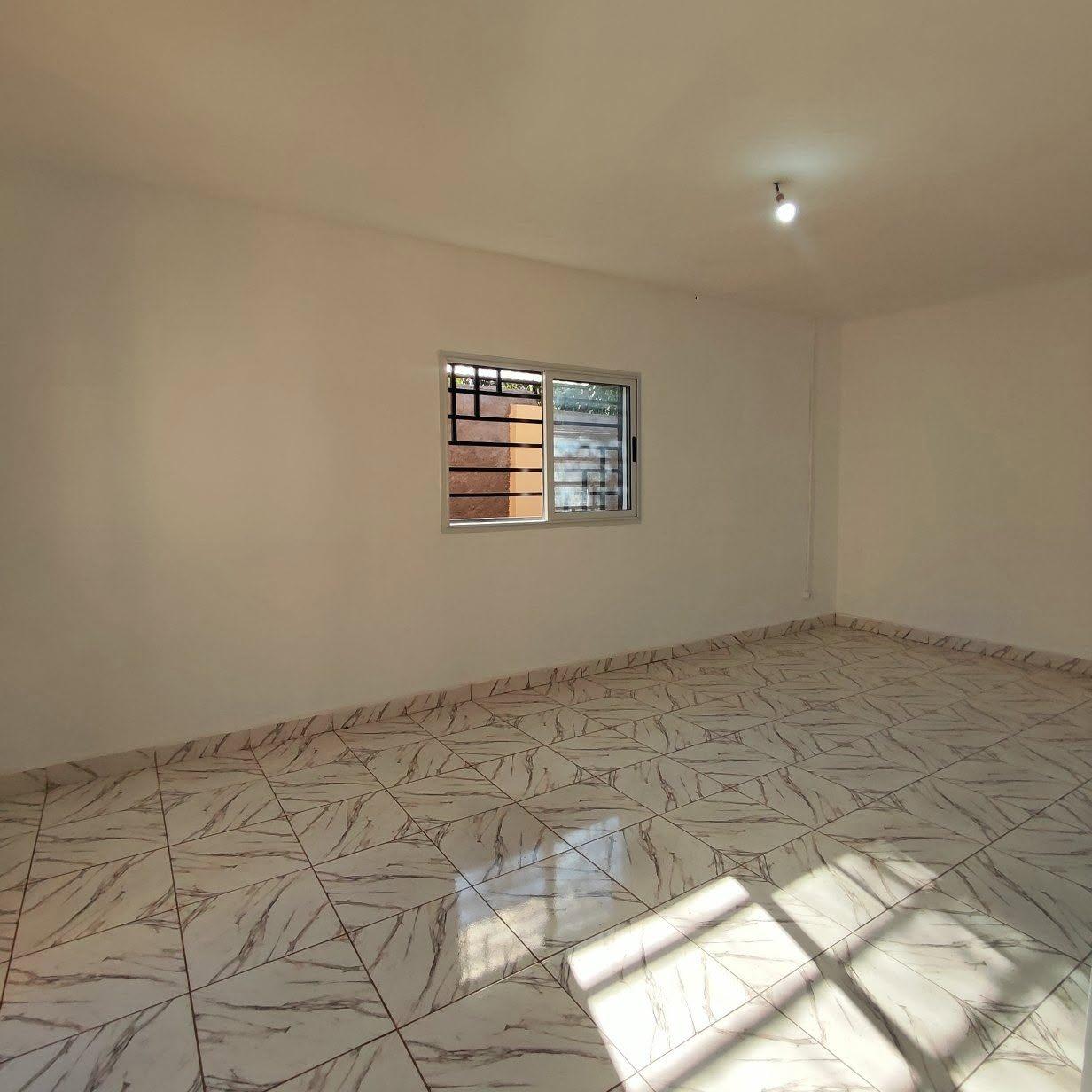 Location · Villa basse avec jardin · Amboanjobe (RN7), Antananarivo - photo 8