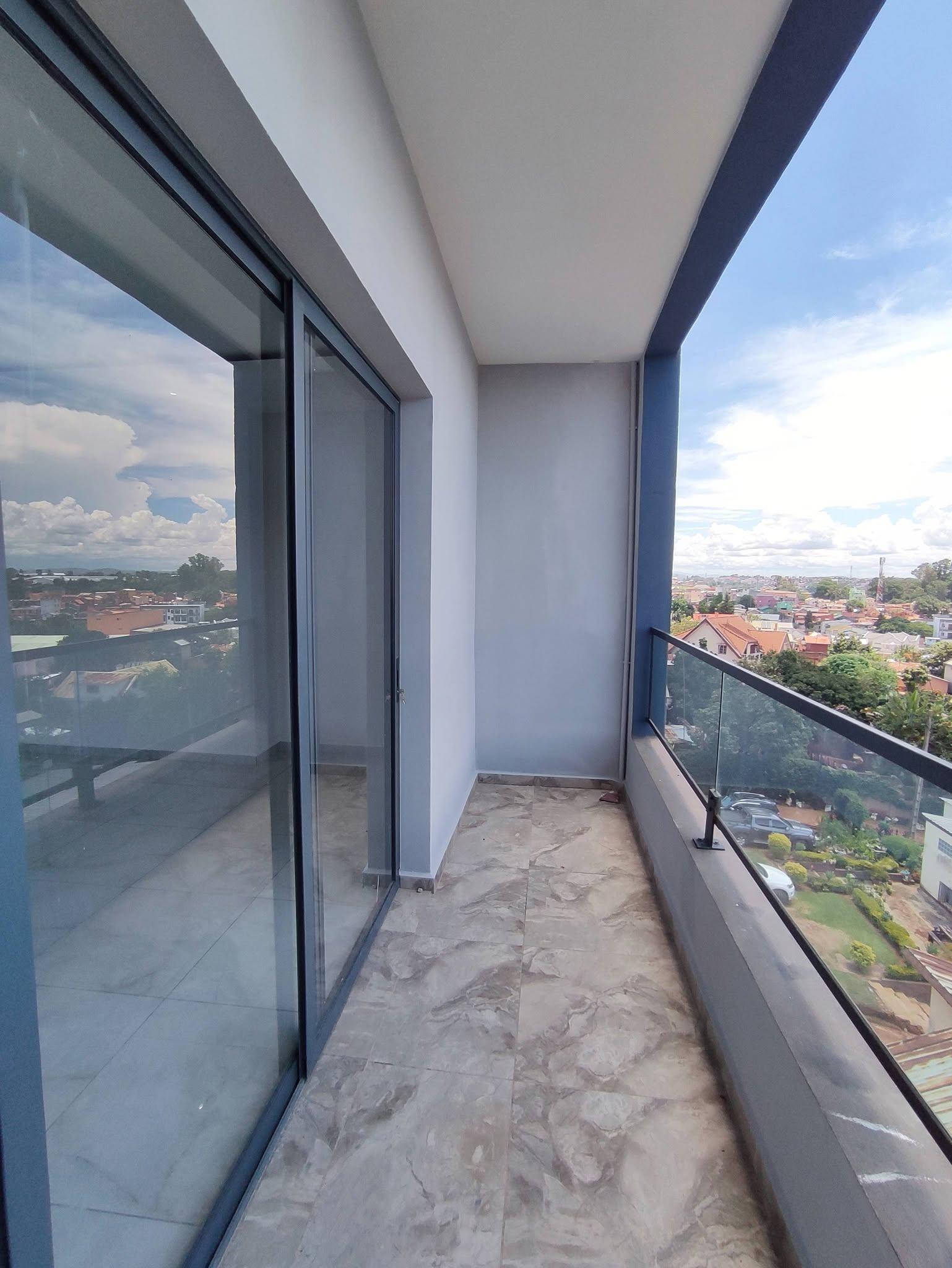 Vente · Appartement neuf 103 m² · Mandrosoa Ivato, Antananarivo - photo 4