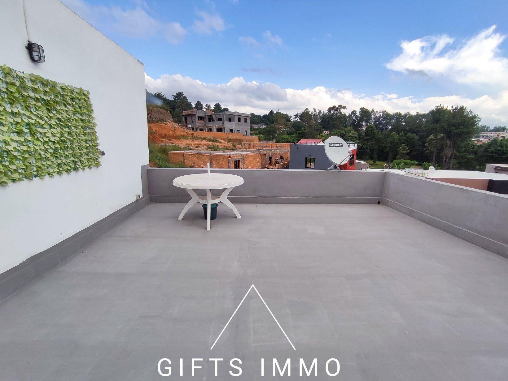 Location · Villa en lotissement privé · Iavoloha, Antananarivo - photo 1
