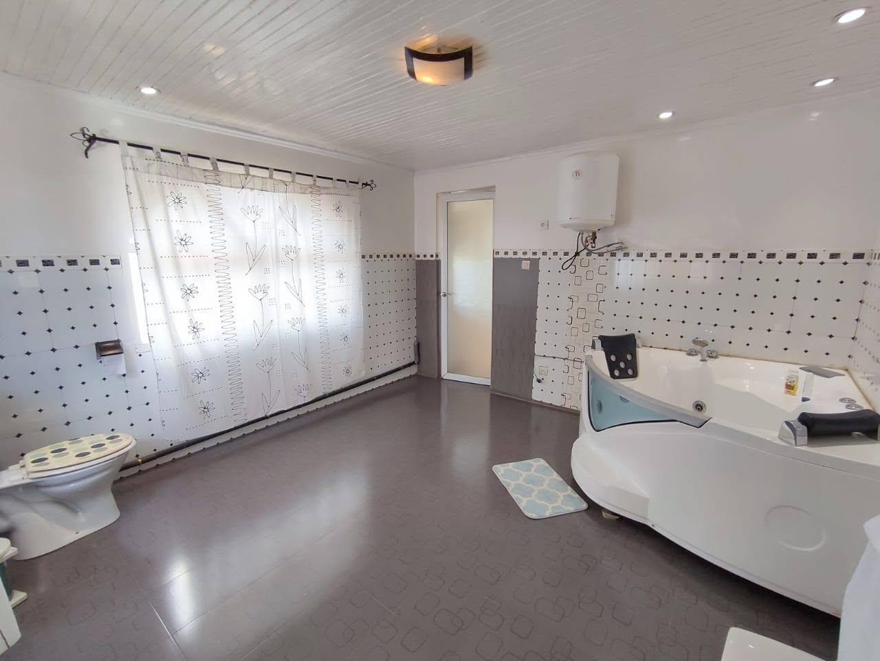 Location · Studios meublés (Jirama inclus) · Mahazoarivo, Antananarivo - photo 6