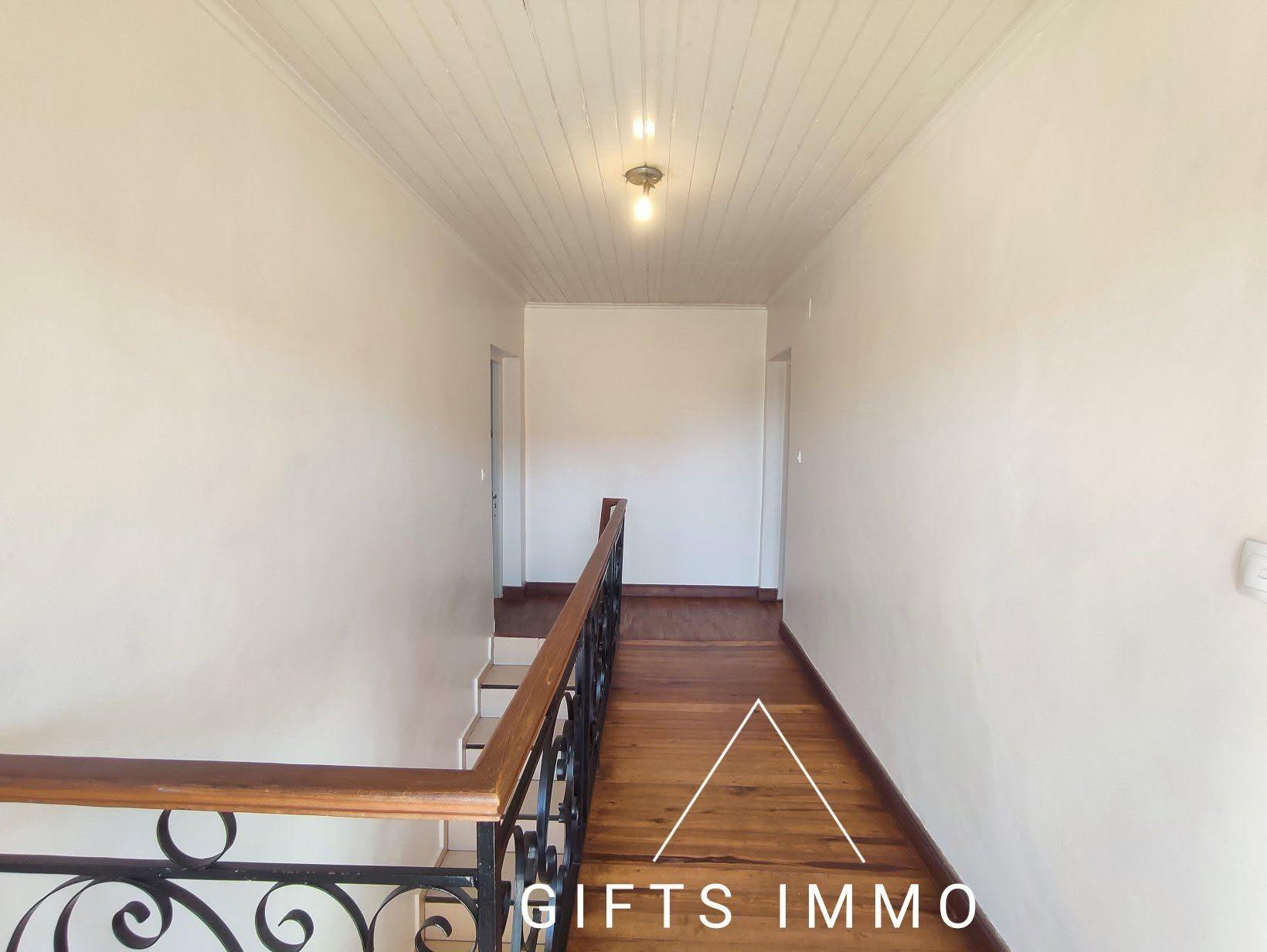 Location · Maison indépendante (habitation ou bureau) · Andrainarivo, Antananarivo - photo 5