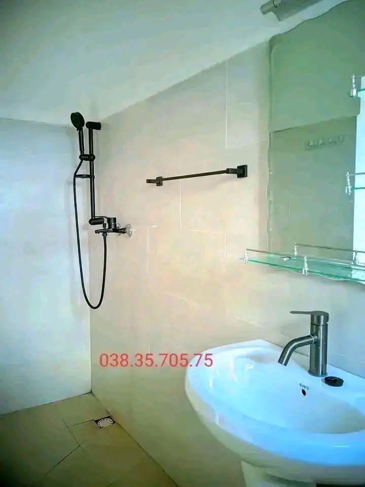 Location · Appartement T4 (RDC) bord de route · Andoharanofotsy, Antananarivo - photo 4