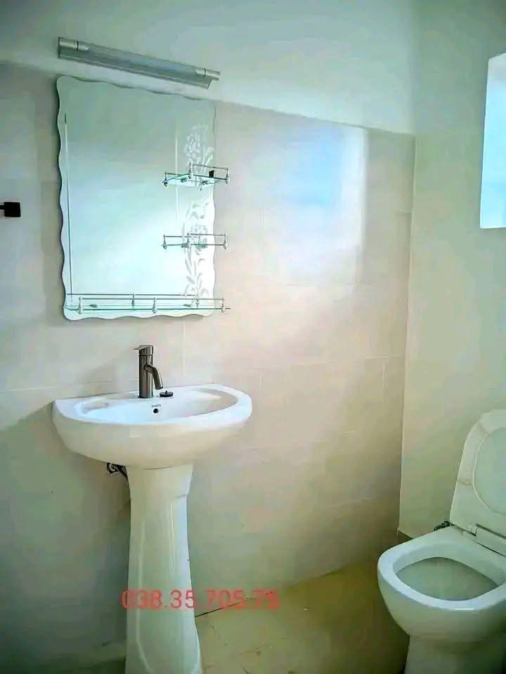 Location · Appartement T4 (RDC) bord de route · Andoharanofotsy, Antananarivo - photo 5