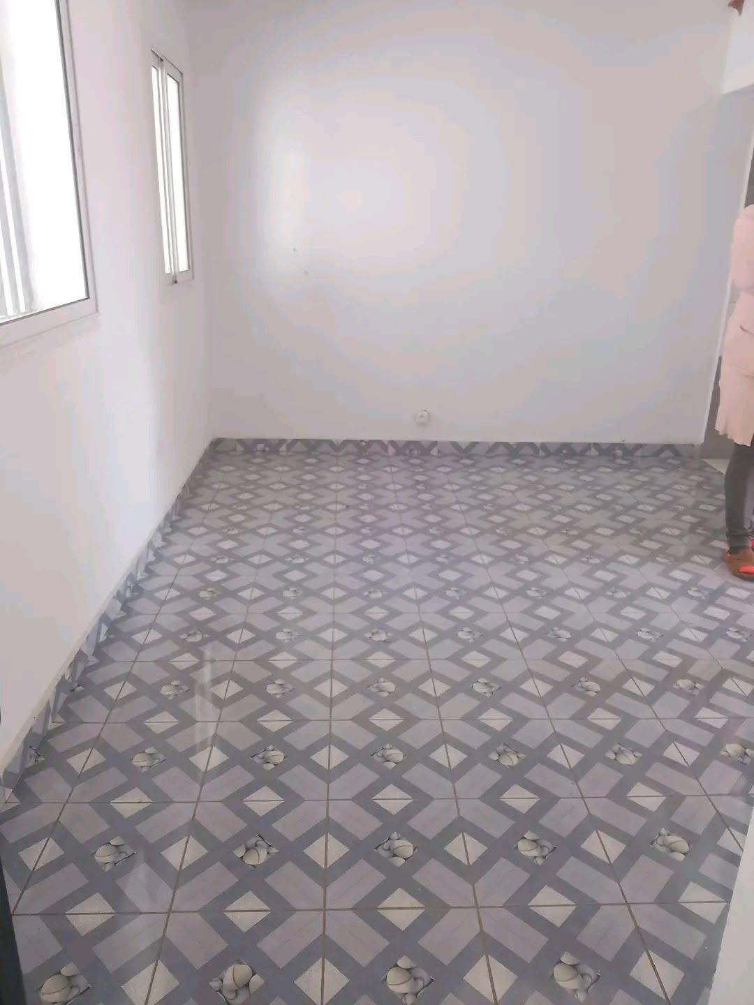 Location · Maison en étage 2 chambres · Andranomena, Antananarivo - photo 4