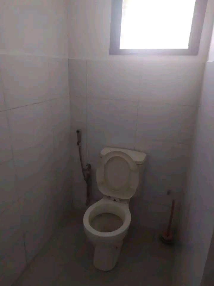 Location · Appartement T3 (1er étage) · Mandrosoa Ivato, Antananarivo - photo 8