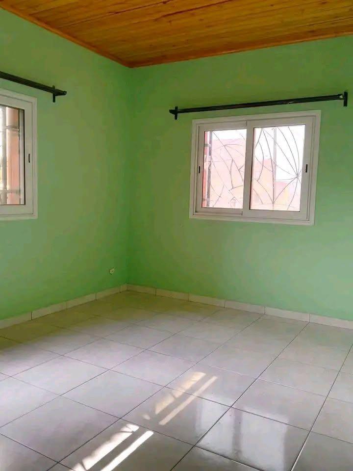 Location · Appartement T3 (RDC) · Mamory Ivato, Antananarivo - photo 1