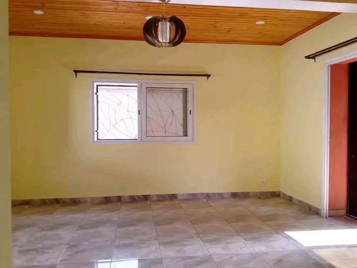 Location · Appartement T3 (RDC) · Mamory Ivato, Antananarivo - photo 3