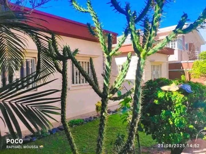 Location · Belle maison basse 4 chambres · Ankadindratombo, Antananarivo - photo 2