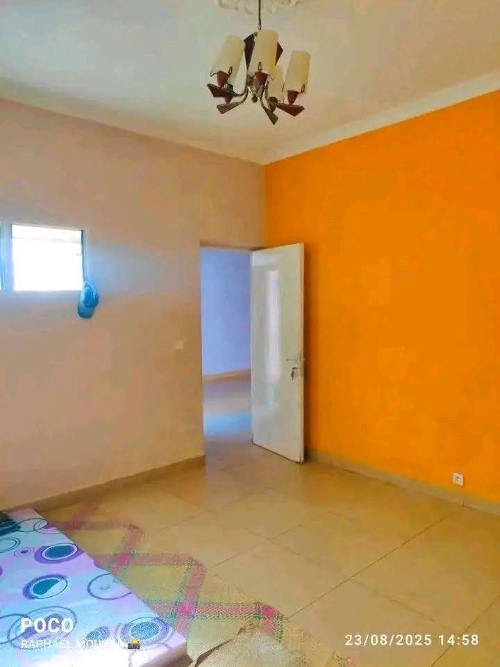 Location · Belle maison basse 4 chambres · Ankadindratombo, Antananarivo - photo 4