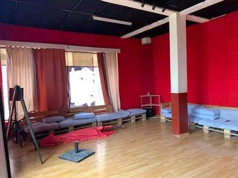 Bureau 45 m² à louer — Andrefan'Ambohijanahary - photo 2