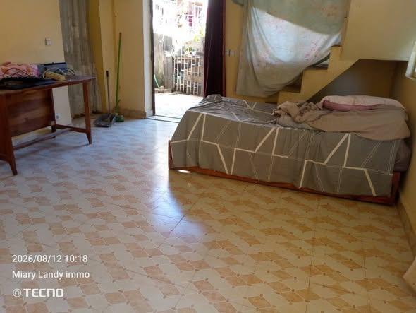 Appartement à louer — Ampasanimalo - photo 3