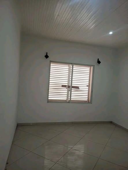 Maison à louer — Manakambahiny - photo 5