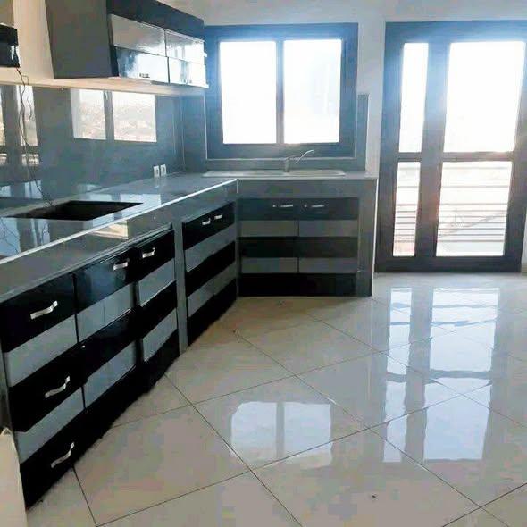Appartement 5 ch. à louer — Ambohitsoa - photo 2