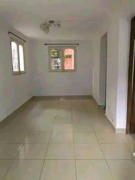 Appartement à louer — Alarobia - photo 2