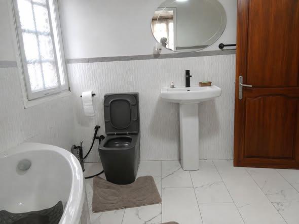 Appartement 3 ch. à louer — Ambondrona - photo 1