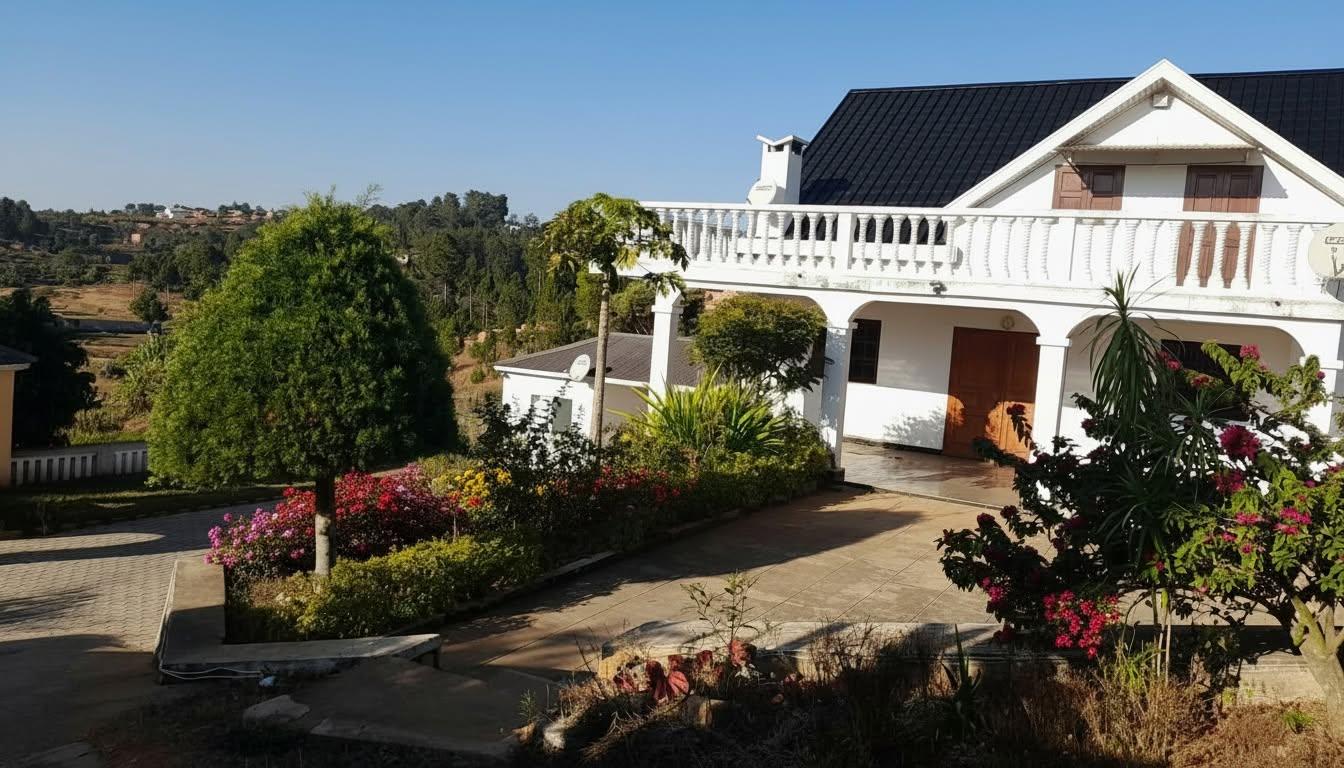 Location · Villa F4 · Lazaina, Antananarivo - photo 3