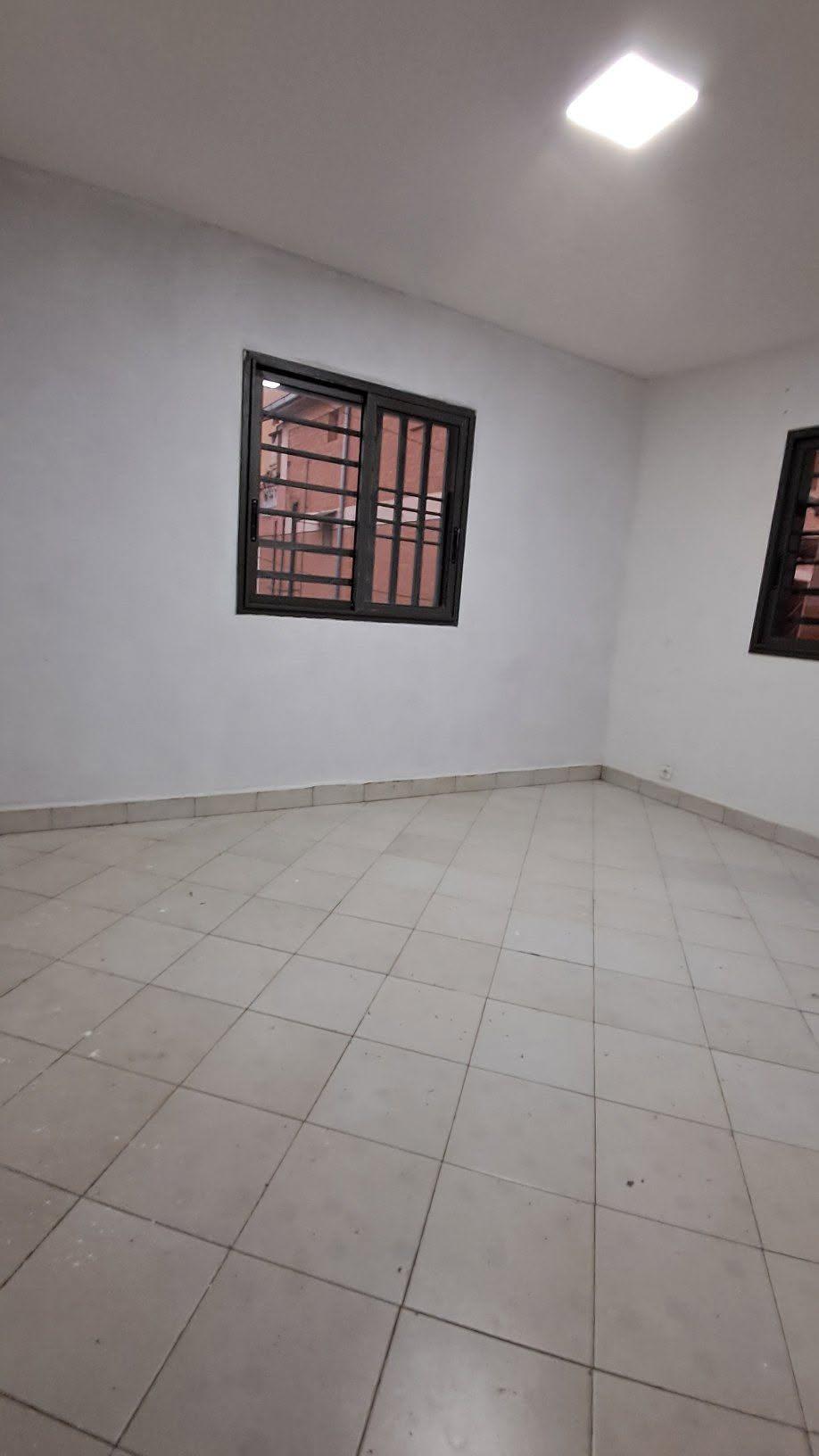 Location · Grande maison · Ankadindramamy, Antananarivo - photo 1