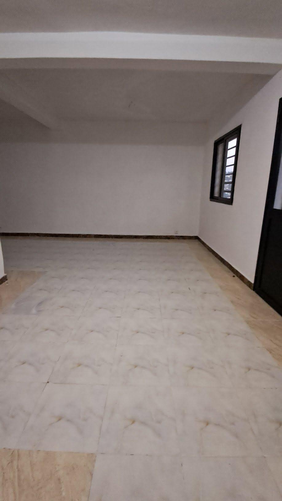 Location · Grande maison · Ankadindramamy, Antananarivo - photo 5
