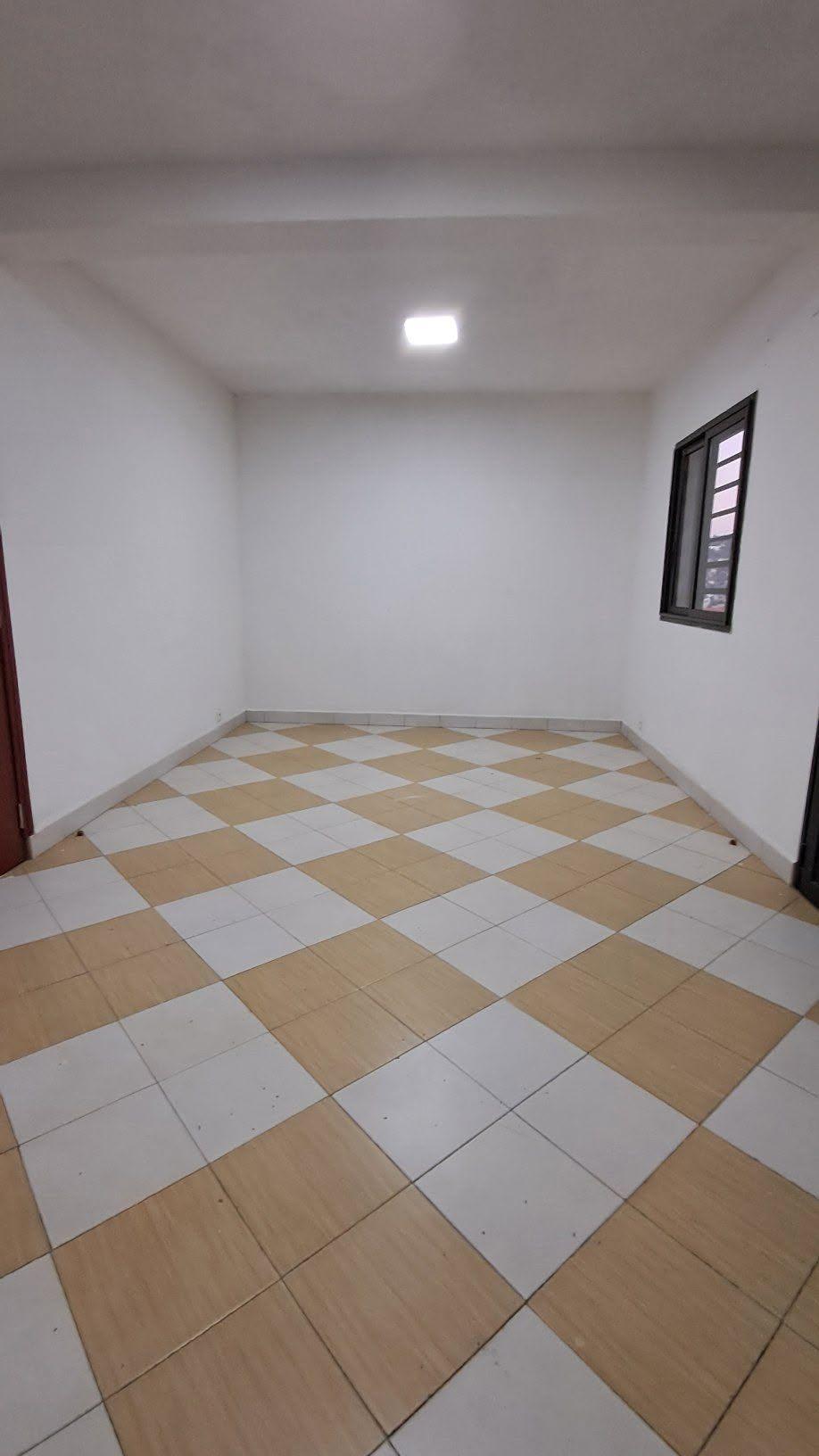 Location · Grande maison · Ankadindramamy, Antananarivo - photo 6