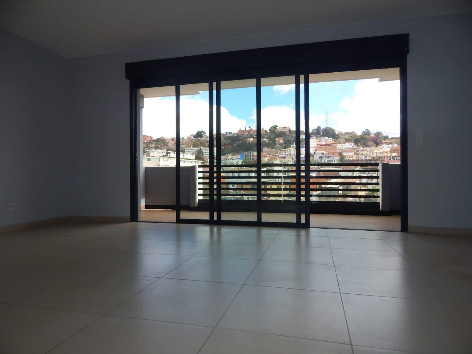 Location · Appartement · Cité Planton, Antananarivo - photo 1