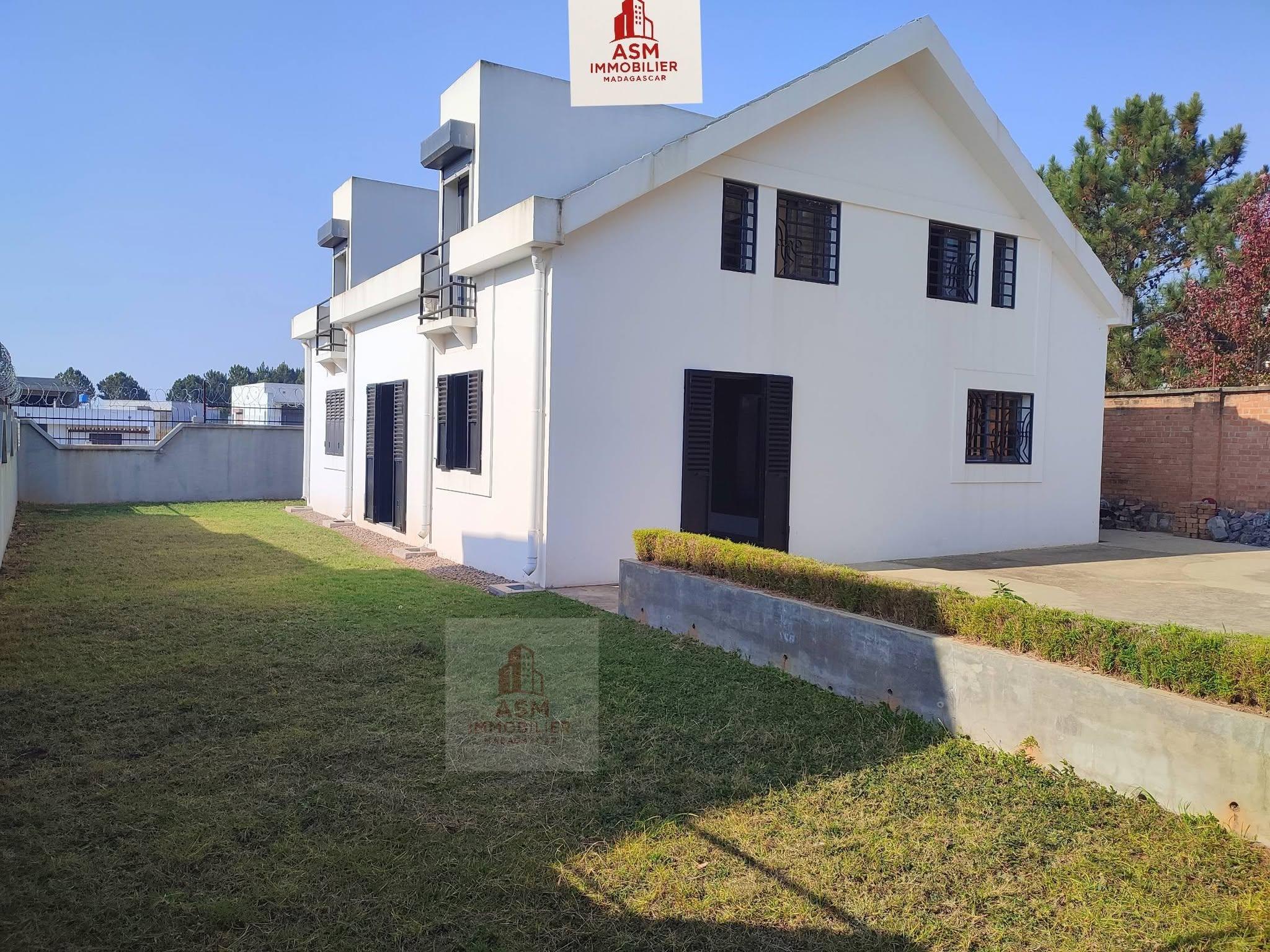 Location · Villa F5 neuve · Sabotsy Namena, Antananarivo - photo 1
