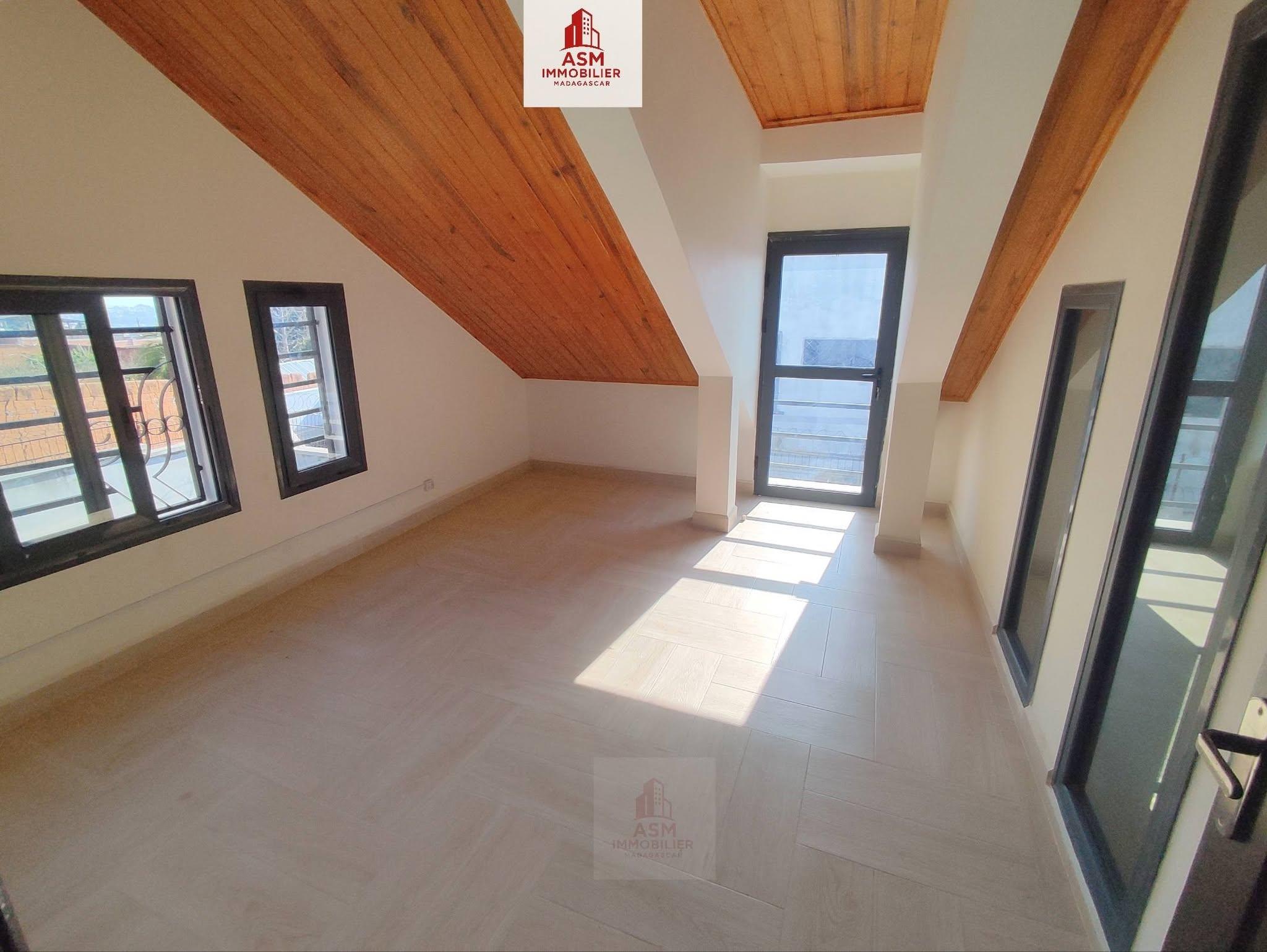 Location · Villa F5 neuve · Sabotsy Namena, Antananarivo - photo 6