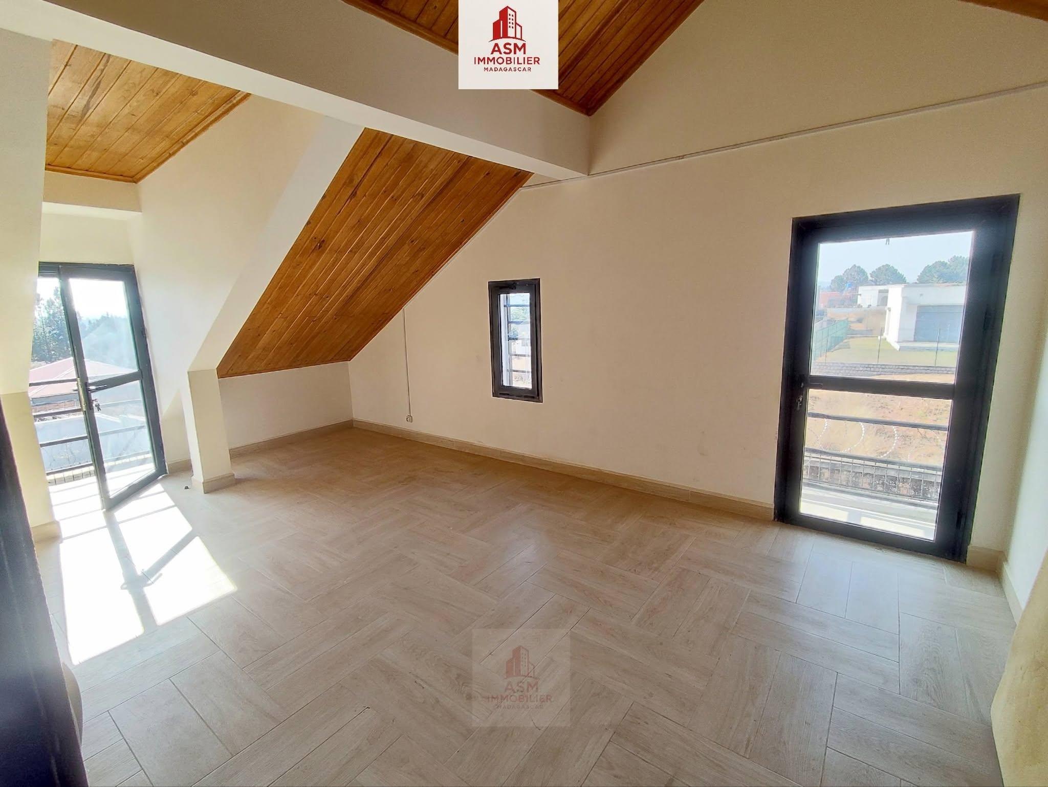 Location · Villa F5 neuve · Sabotsy Namena, Antananarivo - photo 8