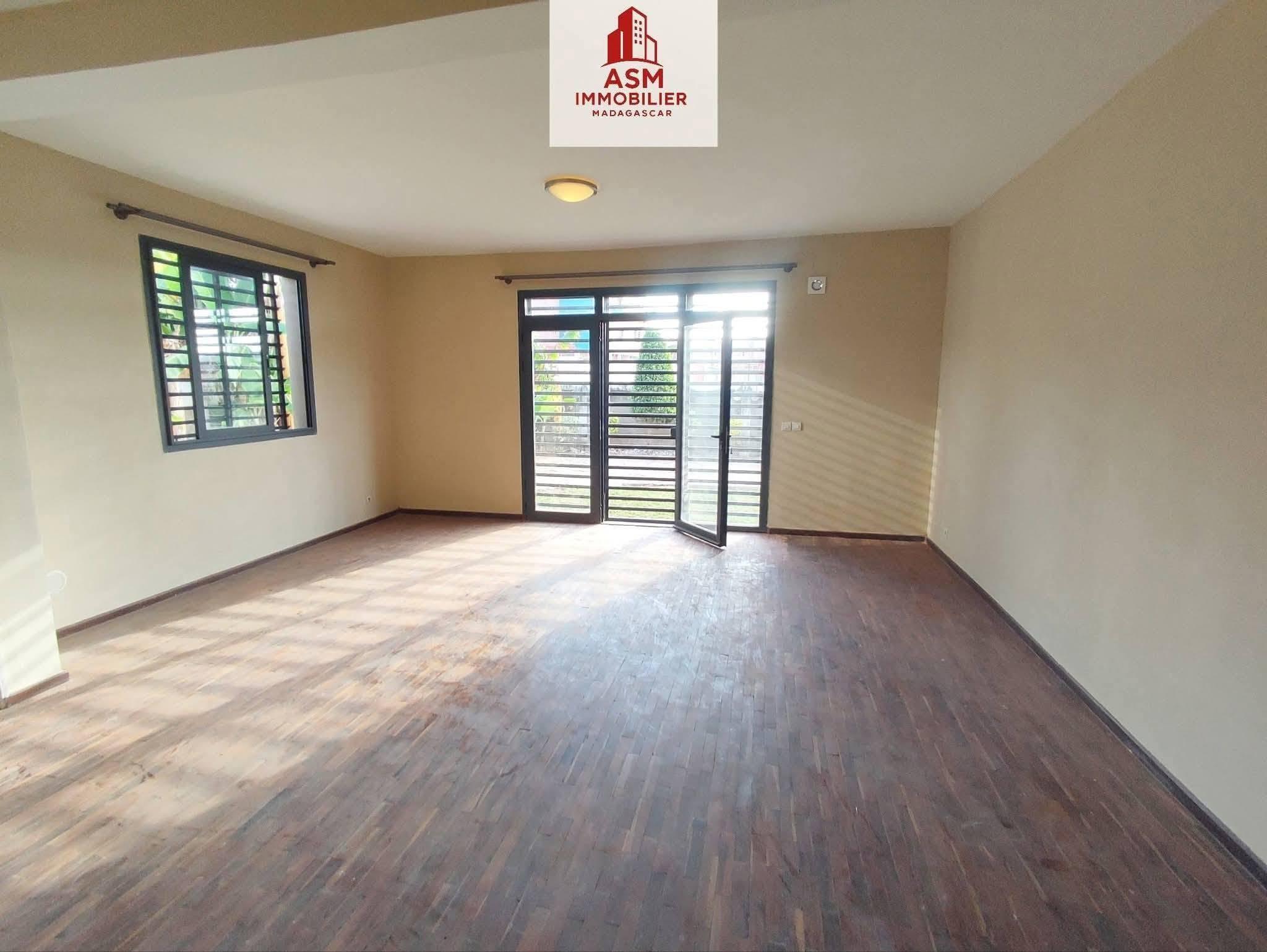 Location · Villa de standing · By Pass, Antananarivo - photo 6